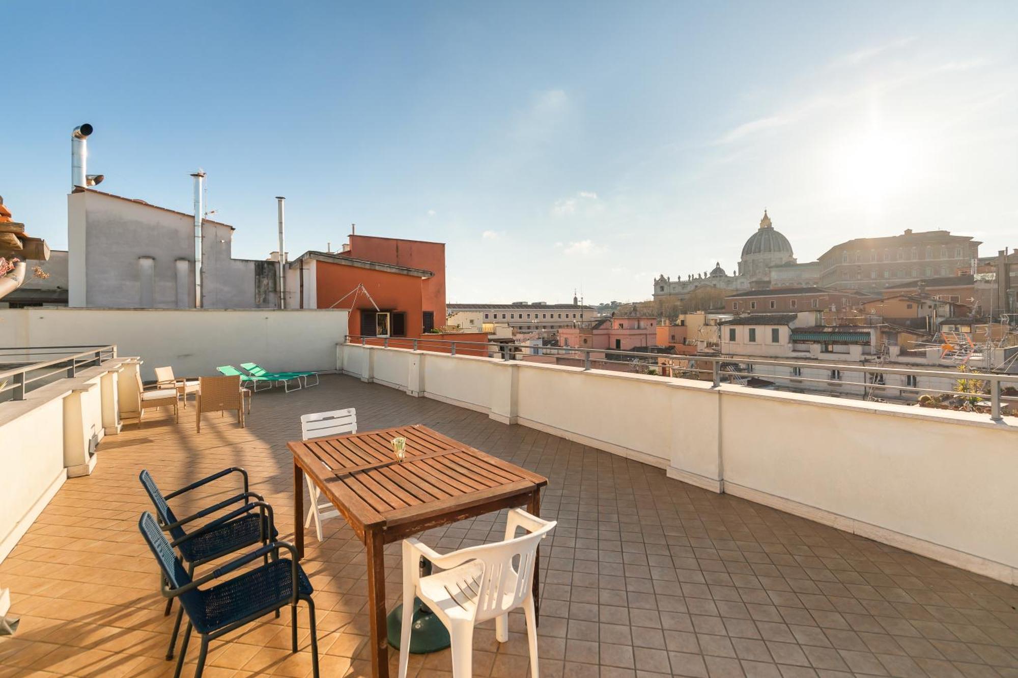 Ferienwohnung Penthouse In Exclusive Borgo Pio District Rom Exterior foto