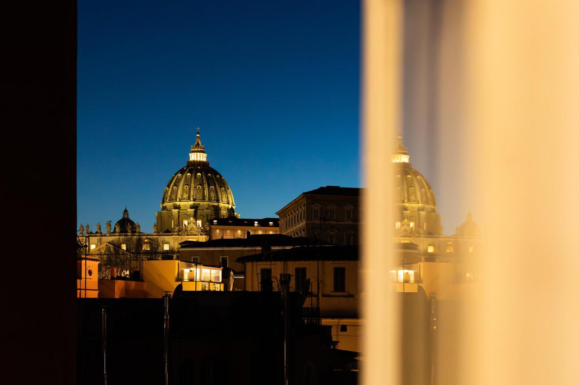 Ferienwohnung Penthouse In Exclusive Borgo Pio District Rom Exterior foto